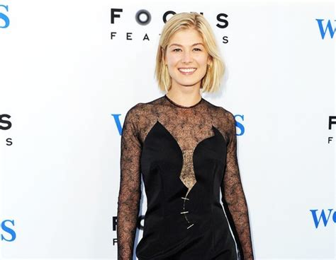 Sheer Sleeves From Rosamund Pikes Best Looks E News Canada