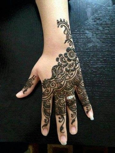 Latest Eid Ul Fitr Chand Raat Mehndi Designs 2015 For Girls With