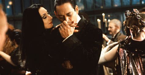 Addams Ailesi yayını İnternette nereden izlenir