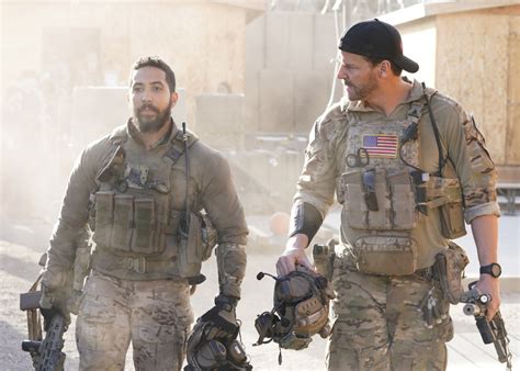 So, are we, as a fandom, just not going to talk about the fact that full metal apparently keeps a shovel and a bag of lye in the trunk of his car? SEAL Team Season 1 Episode 17