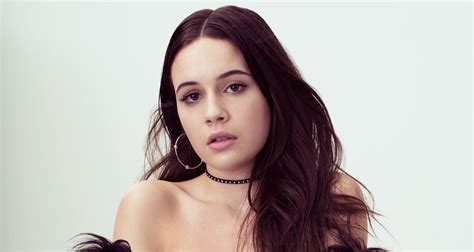 Rising Star Bea Miller Drops New Music Stream Her Ep Here Bea Miller Just Jared