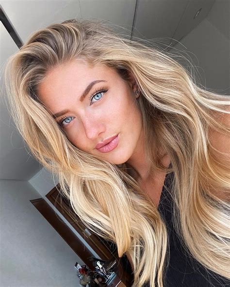 That's why issa students have the highest completion rates and passing test scores of any of the top fitness education certification courses. Alicia Schmidt, de fitness coach van voetbalclub Borussia ...