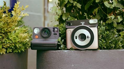 Fujifilm Instax Sq6 Versus Polaroid Now I Type Camera Which Should You