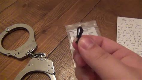 Tihk Handcuff Keys Tiny Concealable Clipable Handcuff Key Youtube