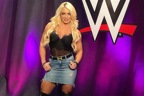 Mandy Rose Says She Recently Signed A New 5 Year Wwe Contract