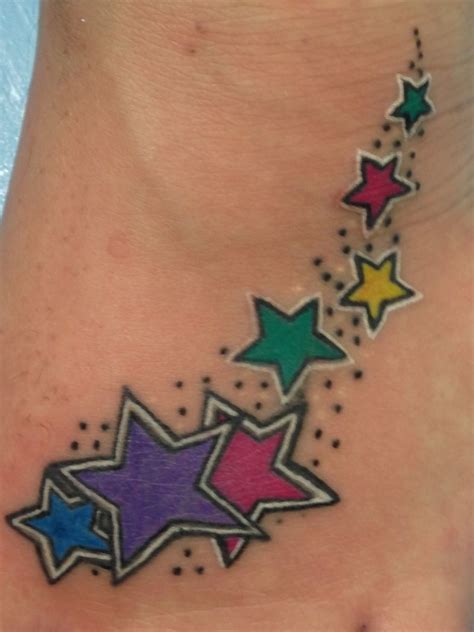 Often a shooting star incorporates a 'trail' of smaller stars or stardust, a great way for a tattoo to cover a slightly larger area but still remain subtle. My Shooting Stars foot tattoo | Star tattoos, Tattoos ...