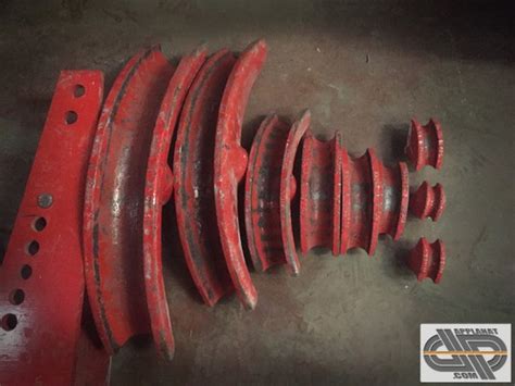 Maybe you would like to learn more about one of these? Cintreuse hydraulique (tube acier) - 220 Volts - VIRAX ...