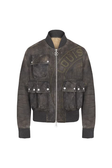 Safe shipping and easy returns. Get inspired by the looks from the latest Louis Vuitton ...