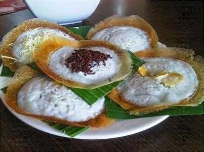 Kue serabi merupakan jajanan pasar dan termasuk dalam salah satu jenis kue tradisional yang beragam yang ada di indonesia. Resep Serabi Solo Asli Enak Gurih
