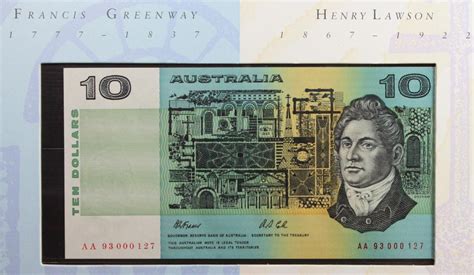 Lot Australia 1993 10 Last Paper And First Polymer Banknote