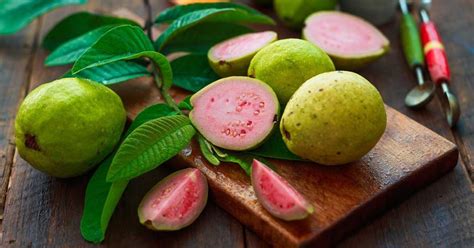 8 Health Benefits Of Guava Fruit And Leaves