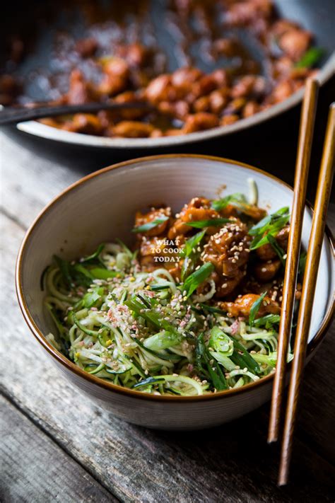Published sunday, 12 january, 2014 by andrea. Gochujang Chicken Zoodles | What To Cook Today