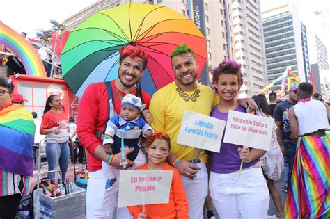 Please send a modmail to r/lgbt rather than dming individual moderators. Parada LGBT reuniu 3 milhões na Paulista, segundo ...