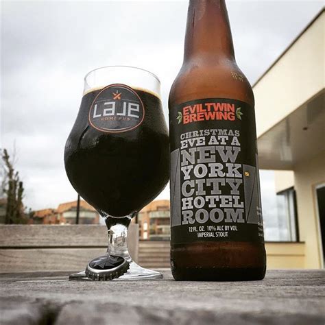 Discover our range, try packs, get fun discounts and enjoy fine quality beer! Pra fechar o domingo bem! Imperial Stout da ...