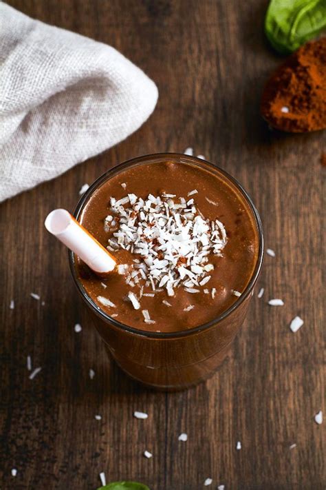 This smoothie isn't just low in calories. Low Calorie Chocolate Smoothie Recipe | Low calorie ...