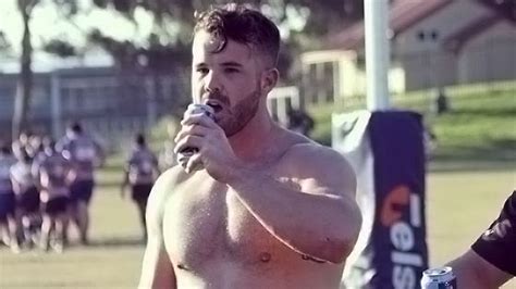 Hunky Simon Dunn Instagram Life Isn T Always What It Seems The Randy Report