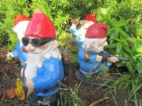 Awesome Combat Garden Gnomes Let It Be Gnome