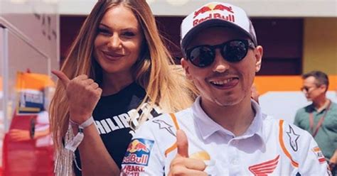 Motogp Ace Jorge Lorenzo Posts Instagram Update With Glamorous Model