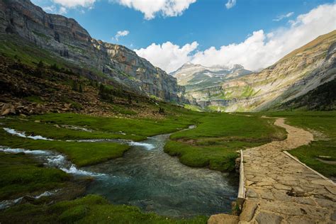 8 Lugares Espectaculares Del Pirineo Aragonés Sitios De España