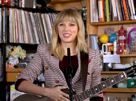Watch Taylor Swifts Tiny Desk Concert With Npr