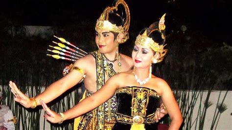 Ungkapan ini setidaknya sering kita dengar dalam keseharian atau dalam perkenalan dengan orang baru. Makna Tari Karonsih dalam Upacara Pernikahan - Seputar ...