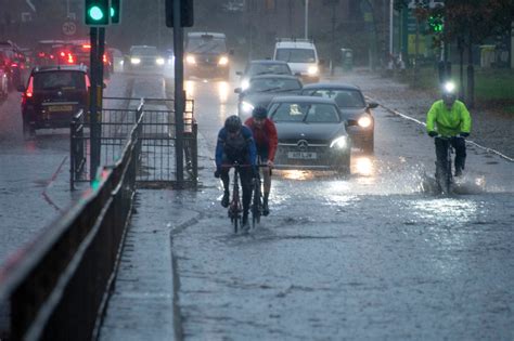 Glasgow Weather Cop26 Forecast Sees City Hit With More Heavy Rain