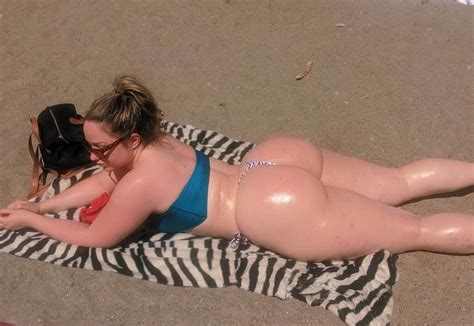 Big Asses On Beach