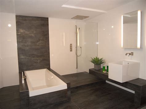 Im fliesen24™ onlineshop finden sie ihre traum bodenfliese hier klicken! Badezimmer Fliesen Modern Badezimmer Tomis Media ...