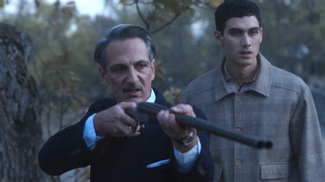 Die besetzung umfasst cecilia suárez, ernesto alterio, ester expósito, carlos cuevas, carmen maura und isaac hernández. Jemand muss sterben Trailer DF - Trailer Jemand muss ...