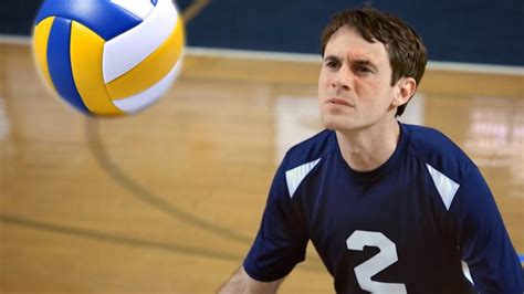 Scott Sterling Uses His Face To Make Amazing Volleyball Blocks In A