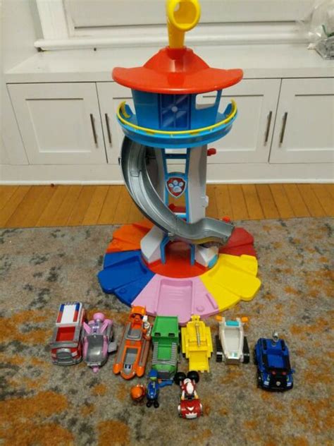 Paw Patrol 6042018 My Size Lookout Tower With Vehicles And Figures For