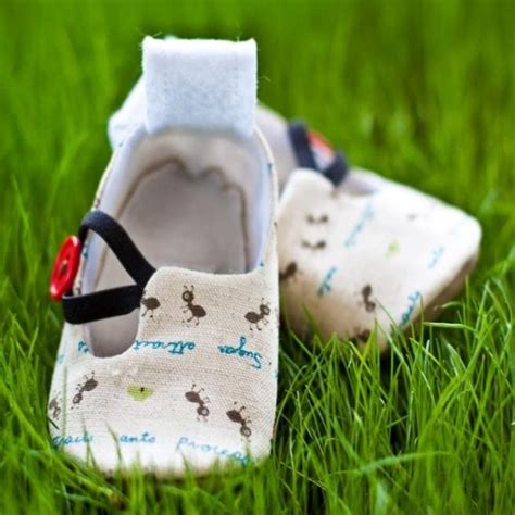 Perhaps your baby hasn't arrived yet and you've decided not to find out whether it's going to be a boy or a girl? Lemonade Couture | Baby boy shoes, Unique baby boy gifts ...