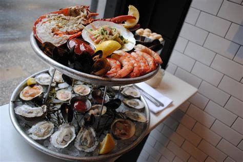 Long Live The American Oyster Bar Food Republic