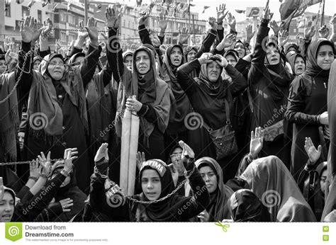 ✓ kommerzielle nutzung gratis ✓ erstklassige bilder. Ashura-Prozession Slogans Des Shia Muslim-Frauenrufs ...