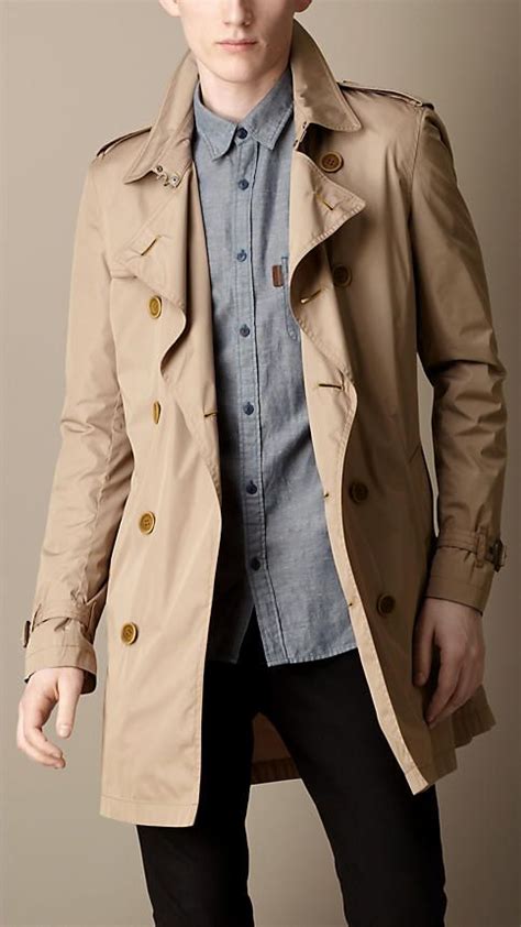 Men Burberry Brit Trench Coat Rainy Day Outfit Men Online Mens Clothing
