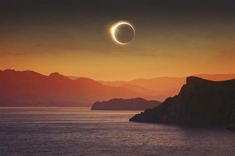 Itemis, solution member of the eclipse foundation offers a free download of the latest eclipse releases. Solar Eclipse - Antarctica | Aurora Expeditions™