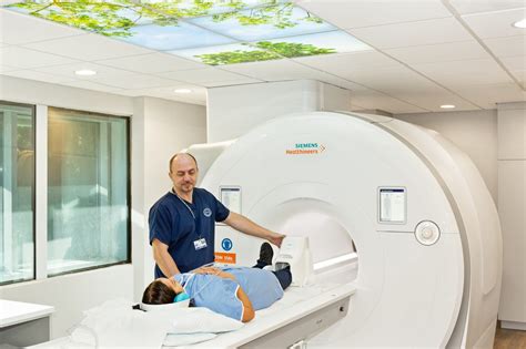 Magnetic Resonance Imaging Mri University Diagnostic Medical Imaging