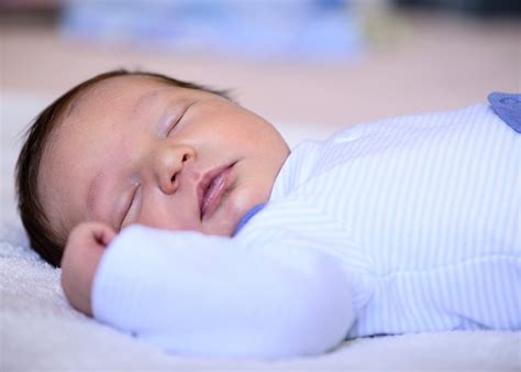 The AAP's new advice on SIDS prevention makes parents' lives easier.