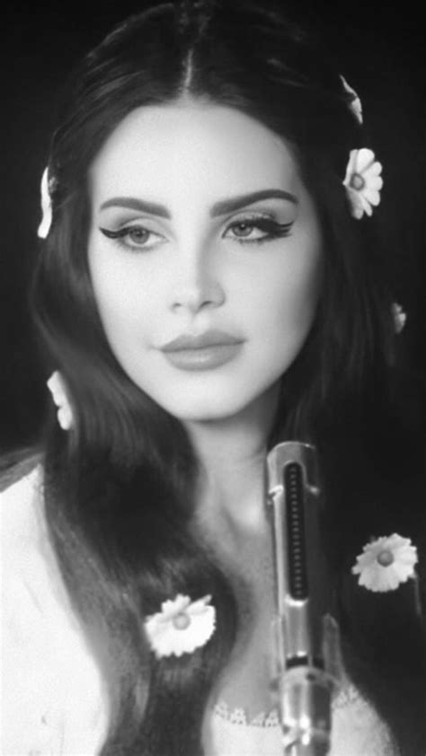 Pin By Brenda On Lana Del Rey ♥️ Lana Del Ray Lana Del Rey Lana Del