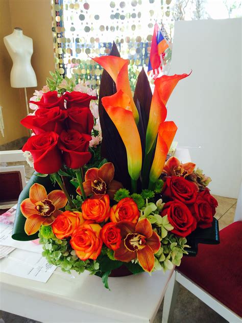 Featuring same day flower delivery to glendale. Callas and Roses in Glendale, CA | Kara Bala Flowers