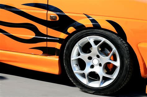 The cost of changing car color has got the main weightage. How Much Does it Cost to Paint a Car - Wheelzine