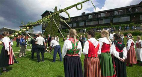 Midsummer In Dalarna A Place To Visit Before You Die