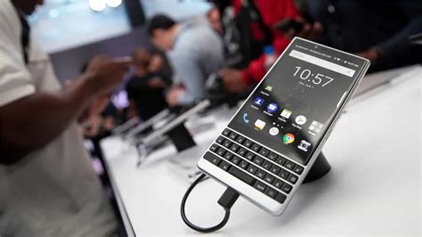 Blackberry 5g Phone With A Physical Keyboard To Launch This Year