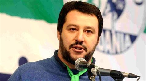 Annalisa rossi, chi è la moglie di roberto burioni? Coronavirus, dopo lo scontro tra Rossi e Burioni Salvini ...