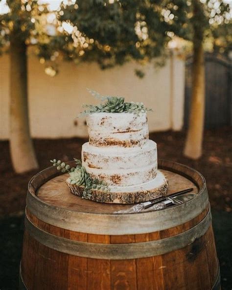 See more ideas about cake, double barrel cake, barrel cake. 60 Rustic Country Wine Barrel Wedding Ideas in 2020 | Wine ...