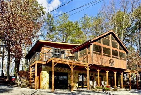 Romantic cabin getaway close to town hot tub. Hidden Mountain Resorts (Sevierville, TN) - Resort Reviews ...
