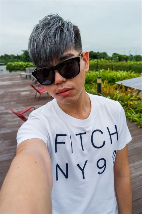 Simply apply to clean hair and wait for it to settle.no stickiness, no… Cool Ash Grey Hair Color from 99 Percent Hair Studio - Darren Bloggie 達人的部落格