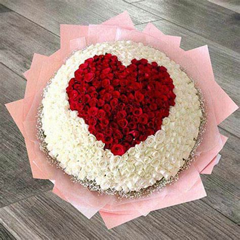 Online 400 Heart Roses Arrangement T Delivery In Singapore Fnp