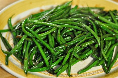 Add beans and 1/4 cup of bean. The Honey Pot: Chinese Buffet Green Beans :: recipe
