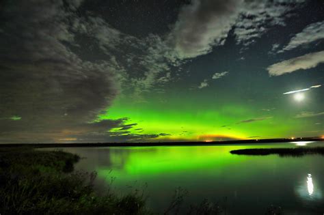 Aurora En Lago Fondo De Pantalla 4k Hd Id8855